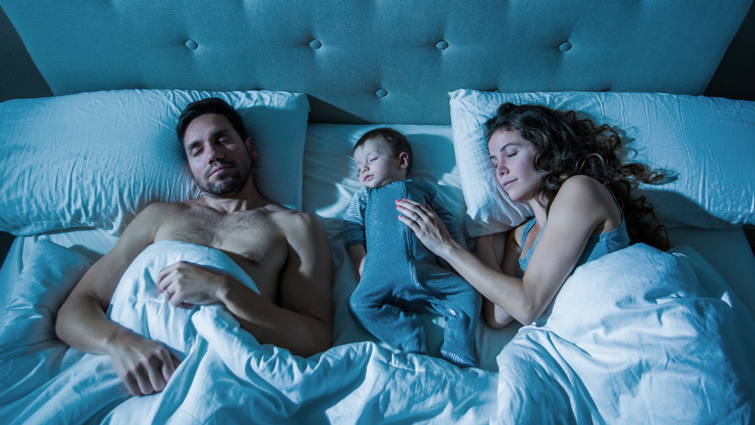 Nachtvoedingen en slaaptekort: deze tips houden je overeind